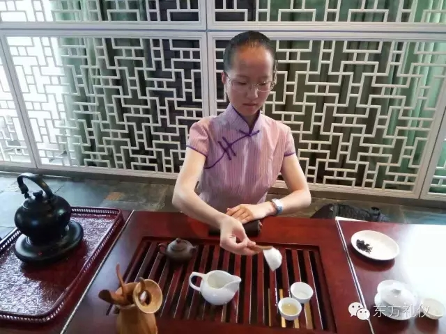 修齐礼仪淑女礼仪培训班高级礼仪培训师