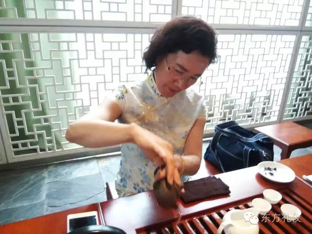 修齐礼仪淑女礼仪培训班高级礼仪培训师