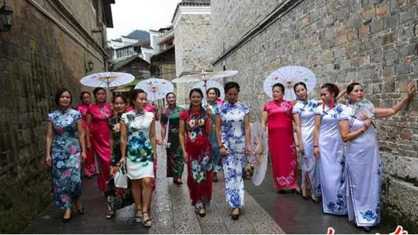 修齐礼仪报道：贵州黎平分站党建礼仪三部曲