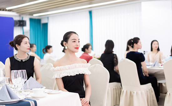 学员案例分享,礼仪培训要注意这几大原则