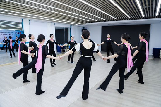 上海形体仪态培训费用是多少,如何选择培训机构