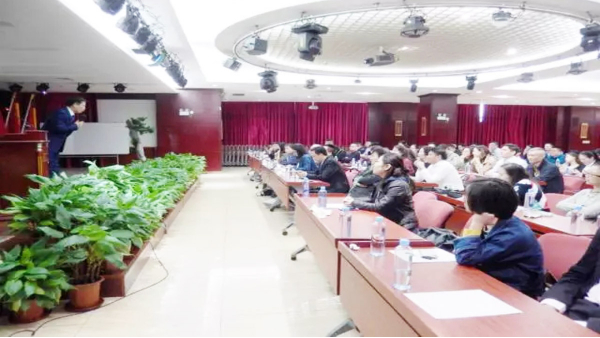 《演讲礼仪沟通的能力塑造》培训现场报道