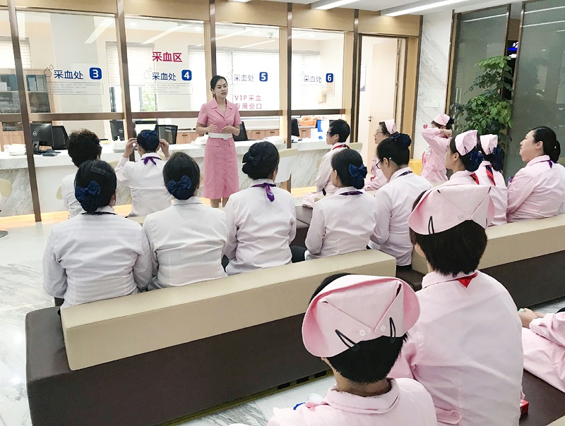 修齐礼仪医务礼仪培训现场