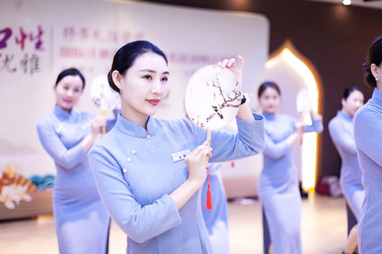 形体礼仪培训,每个女孩的必修课