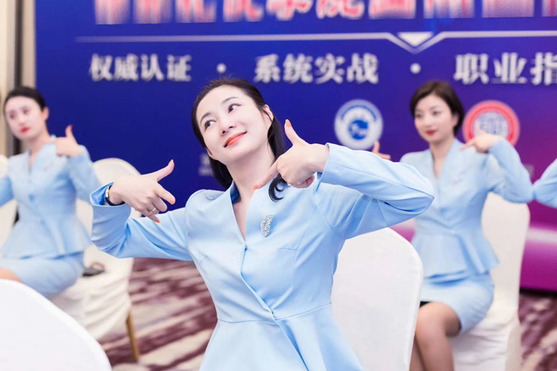 高级礼仪培训师课程微笑训练