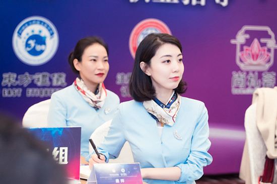 高级礼仪培训师证书到手,终于不再焦虑了