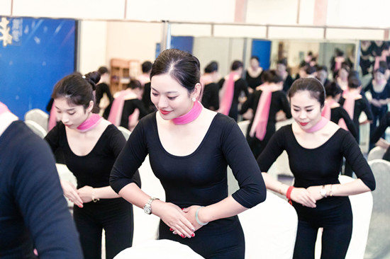 空乘转行为什么选择礼仪培训行业