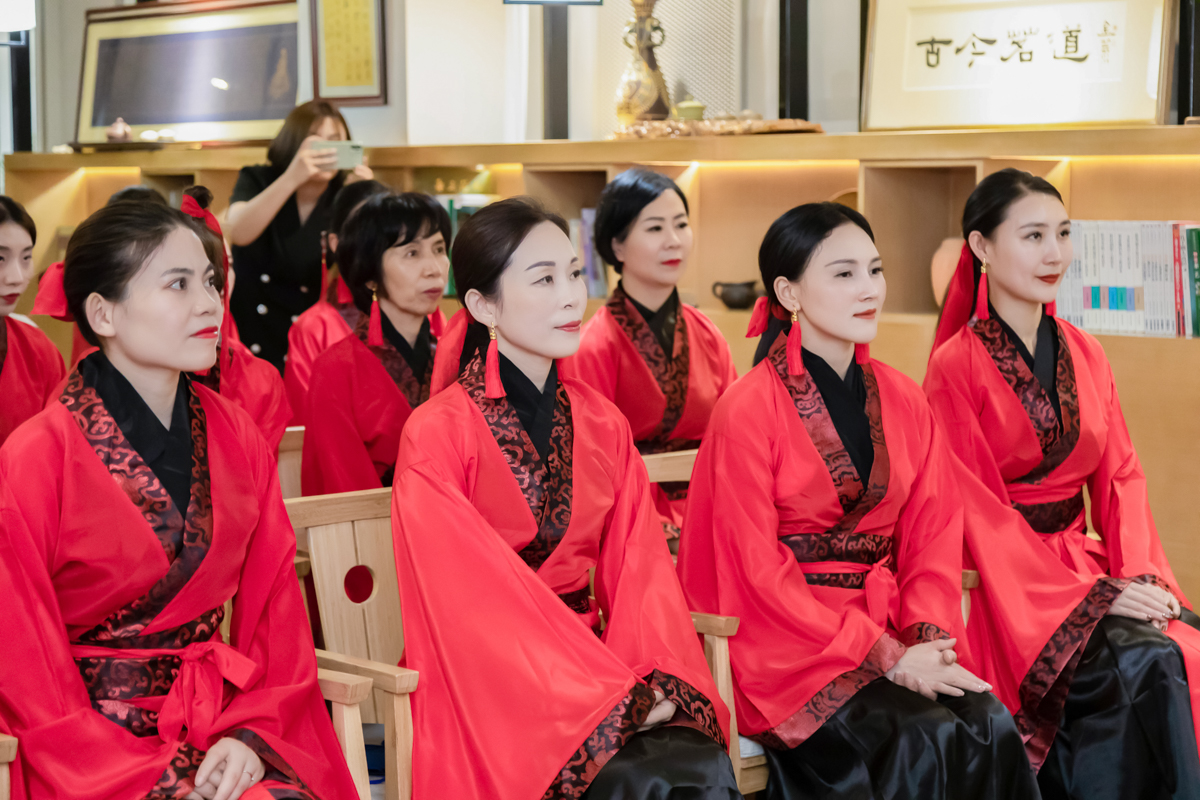 王新老师弟子团拜师仪式 (3).jpg