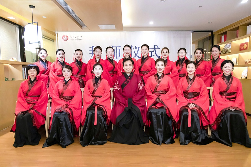 王新老师弟子团拜师仪式 (19)