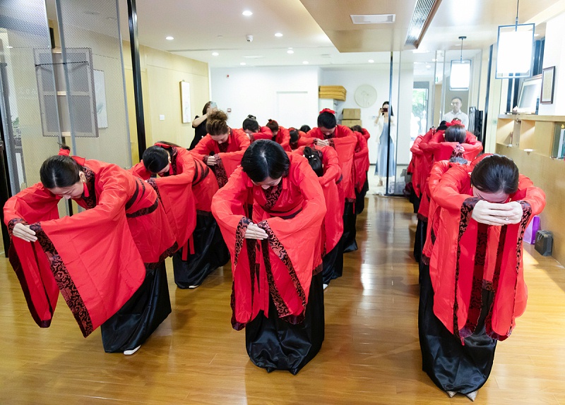 王新老师弟子团拜师仪式 (24)