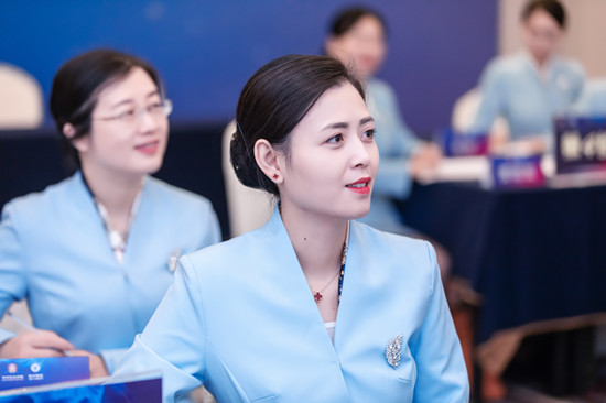 如何成为一名优秀的礼仪培训师