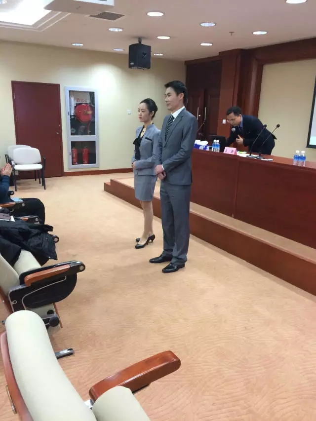 修齐礼仪振华重工商务礼仪培训小记