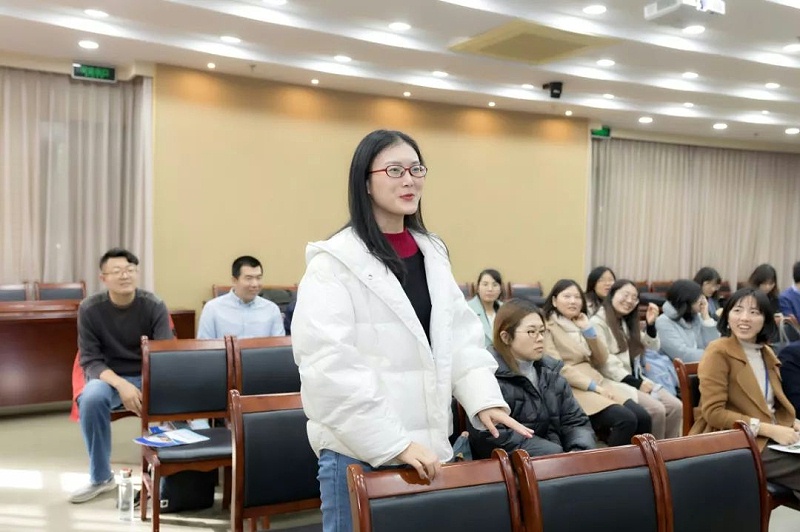 政法大学修齐礼仪教师礼仪素养提升项目培训7