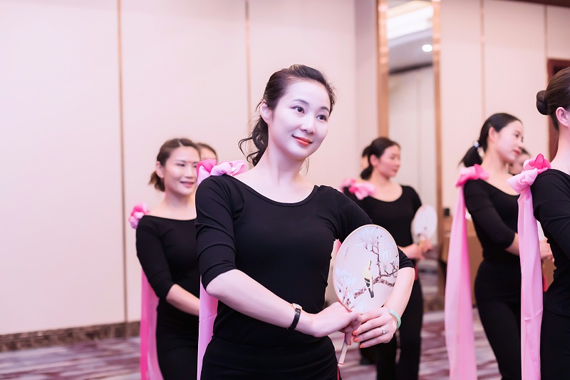 修齐礼仪高级礼仪培训师培训