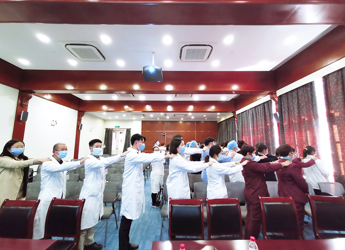 修齐礼仪书院礼仪师事务所上海市复旦大学附属中山医院《医护服务礼仪培训》4.jpg