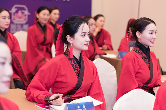 高级礼仪培训师证书,就业范围有多广