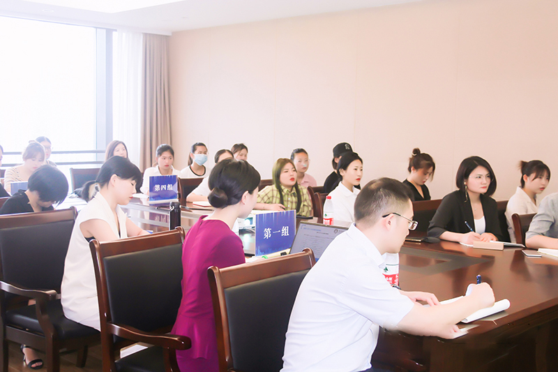 修齐礼仪春辰医美医护礼仪培训班礼仪培训授课课堂精彩课堂照片