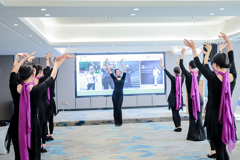 修齐礼仪礼仪培训师培训班形体礼仪培训