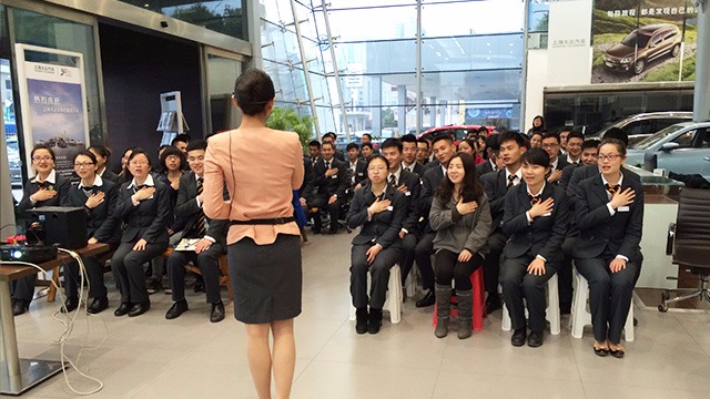 服务礼仪与服务技巧培训方案