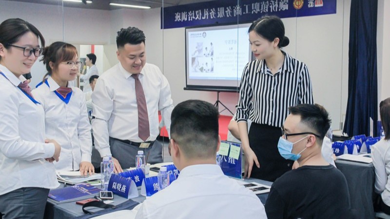 礼仪培训师怎么考-修齐礼仪礼仪培训师培训