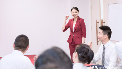 礼仪培训师培训哪家好?-修齐礼仪是首选