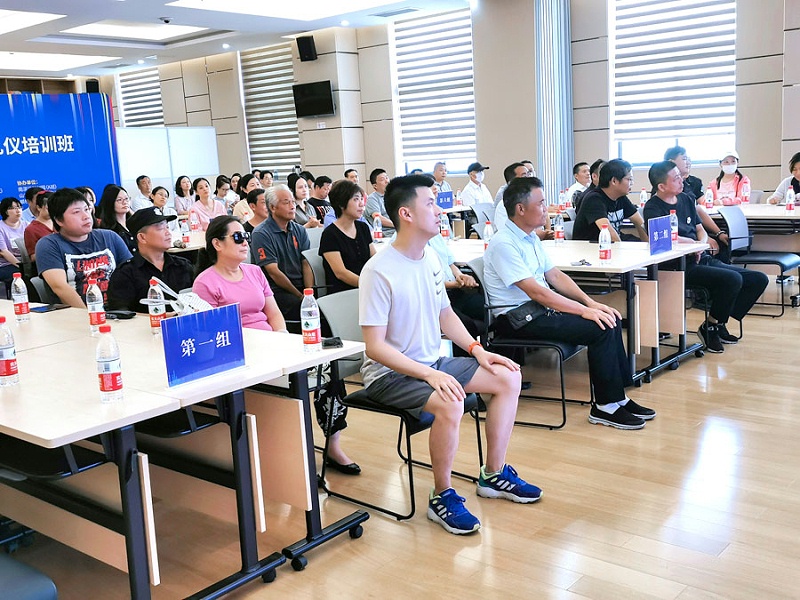 颛桥镇居委物业服务礼仪培训